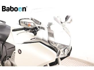 Honda VFR 1200 F C-ABS picture 14