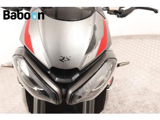 Triumph Street Triple RS picture 23