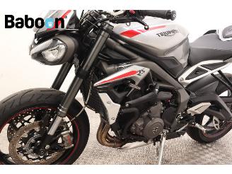 Triumph Street Triple RS picture 25