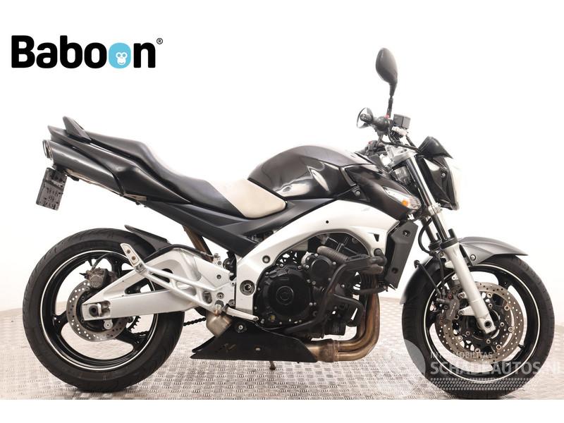 Suzuki  GSR 600