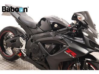 Suzuki  GSX-R 750 picture 15