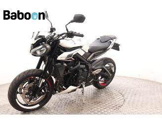 Triumph Street Triple R picture 4