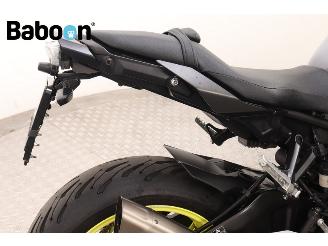 Yamaha MT-10 ABS picture 14