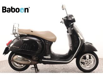 dañado motos Vespa  GTS 250 I.E. 2016/5