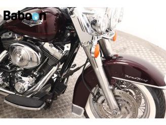 Harley-Davidson  FLHRC Road King Classic picture 15