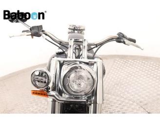 Harley-Davidson  FLDE Softail Deluxe ABS picture 18