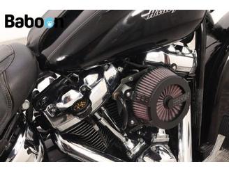 Harley-Davidson  FLDE Softail Deluxe ABS picture 12