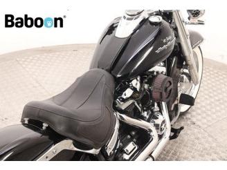 Harley-Davidson  FLDE Softail Deluxe ABS picture 17