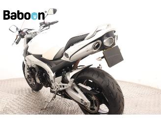 Suzuki  GSR 600 picture 6