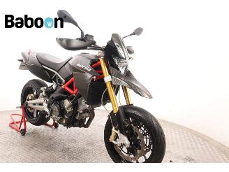 Aprilia Dorsoduro 750 picture 2