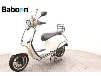 Vespa  Sprint 45KM picture 4