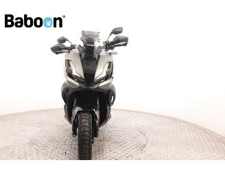 Honda  ADV 350 picture 3