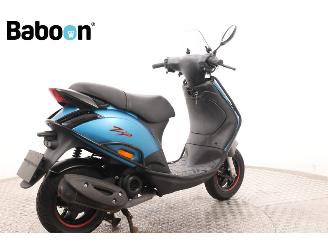 Piaggio  Zip 45KM picture 8