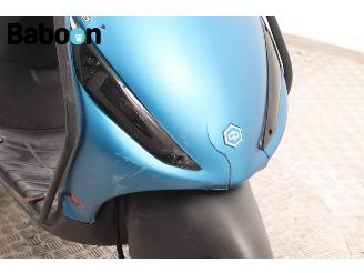 Piaggio  Zip 45KM picture 13
