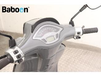 Vespa  Sprint 45KM picture 18