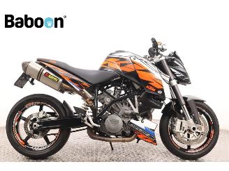 damaged motor cycles KTM  990 SuperDuke 2008/3