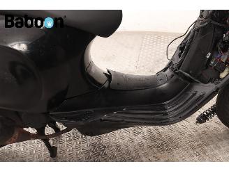 Vespa  Sprint 25KM picture 14