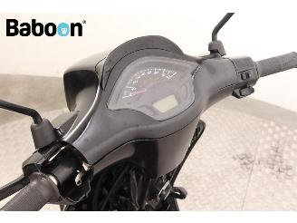 Vespa  Sprint 25KM picture 20