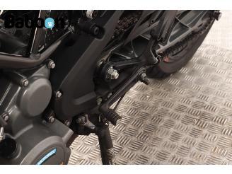 KTM 390 Duke ABS picture 20