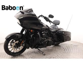 Harley-Davidson  FLTRXS Road Glide Special ABS picture 4