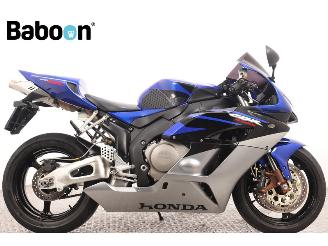 dommages motocyclettes  Honda CBR 1000 RR Fireblade 2005/8