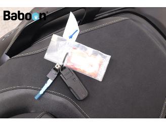 Yamaha  T-Max Tech Max 560 ABS picture 25