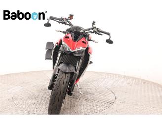 Ducati Streetfighter V2 picture 3