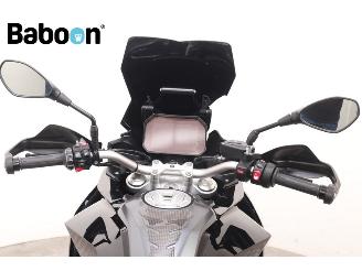 BMW  F 900 XR Triple Black picture 16
