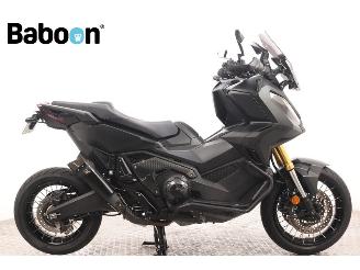 Schade motor Honda  X-ADV 2024/4