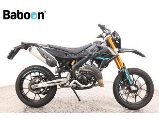 Avarii scootere Rieju  MRT 50 SM Black Series 2024/11