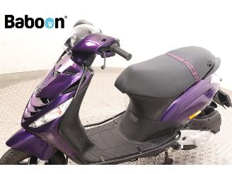 Piaggio  Zip 45KM picture 18