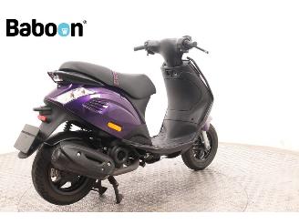 Piaggio  Zip 45KM picture 8