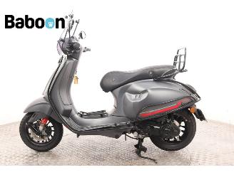 Vespa  Sprint 45KM picture 5