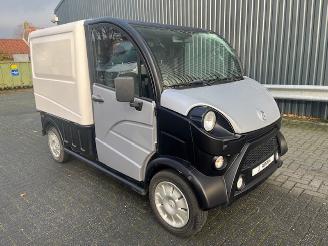 damaged microcars Aixam  D-Truck 400 Van 45KM 2023/7
