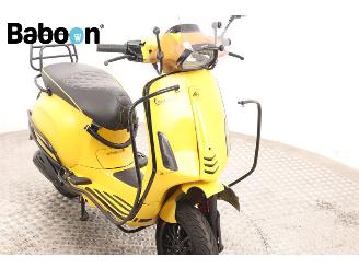 Vespa  Sprint 45KM picture 14