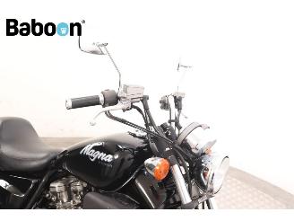 Honda  VF 700 C Supermagna picture 13