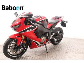 Honda CBR 1000 RR Fireblade picture 4