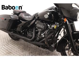 Harley-Davidson  FLHXS Street Glide Special 114 picture 20