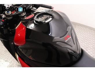 Suzuki  GSX-R 750 picture 23