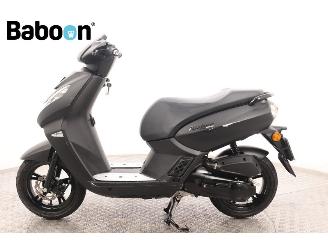 Peugeot  Kisbee Black Edition picture 5