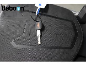 KTM  1290 Super Duke GT ABS picture 21