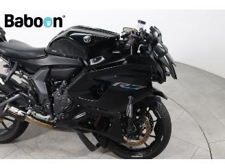 Yamaha  YZF- R7 picture 10