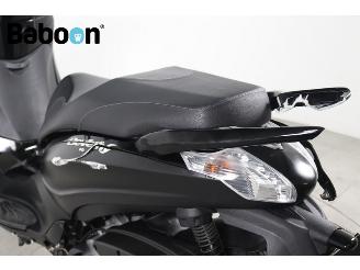 Piaggio Beverly 350 Sport Police ABS picture 17