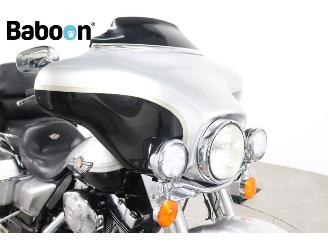 Harley-Davidson  FLHTCUI Ultra Glide Classic 100Th Anniversary picture 9