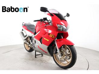 Honda VFR 800 FI picture 2