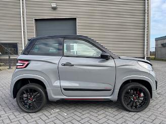 Ligier  JS60 Sun Sport Ultimate 45KM Airco picture 2