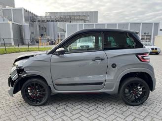 Ligier  JS60 Sun Sport Ultimate 45KM Airco picture 6