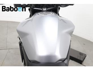 Honda CB 750 Hornet picture 18