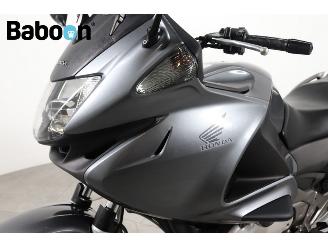 Honda NT 700 V Deauville picture 16