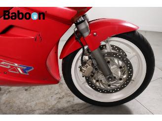 Honda VFR 750 F picture 16